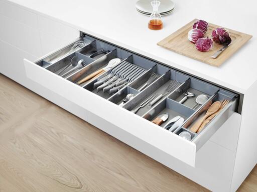 blum motion cutlery tray on a seamless openable handless kitchen in gurgaon & Delhi
